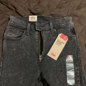 Levis jeans 2/26 SOLD